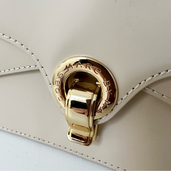 Marc by Marc Jacobs Leather Flap Structured Shoulder Bag in Cream - Picture 2 of 14